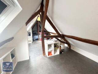  Appartement à louer 2 pièces 80 m²