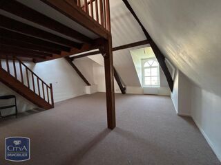  Appartement à louer 3 pièces 82 m²