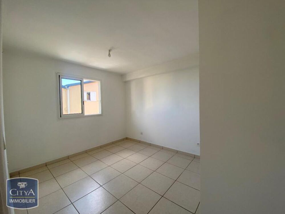 EXCLUSIVITÉ A LOUER - T2 NU - PITON SAINT LEU - RESIDENC....