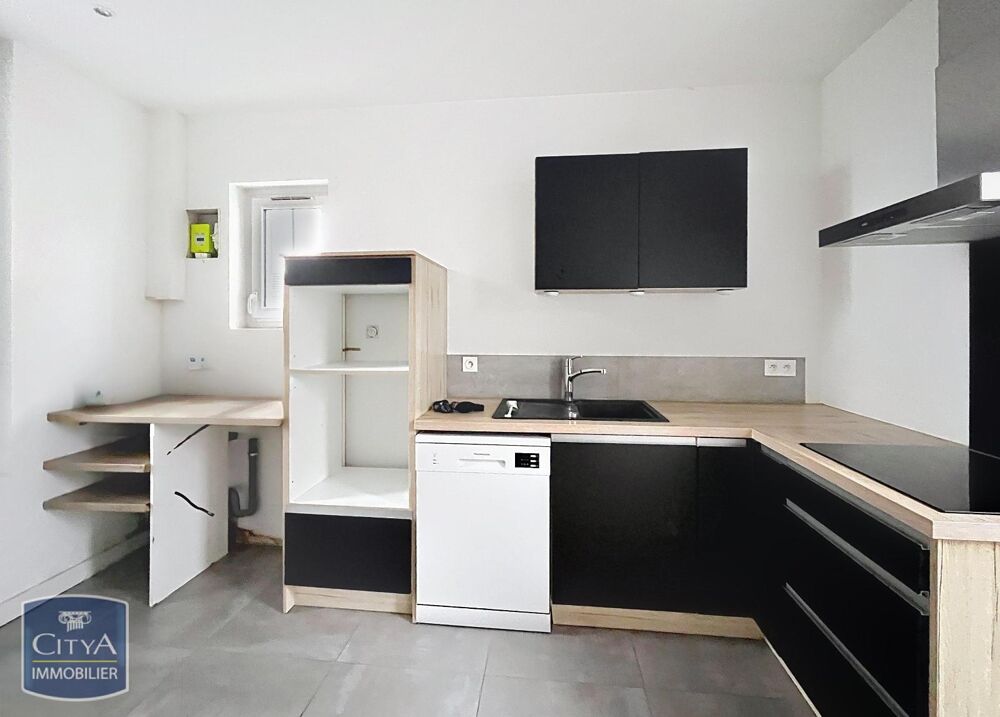 À LOUER : Maison T3 à Bourges, 18000. Découvrez cette ch....