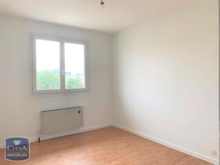  Maison à louer 4 pièces 121 m²