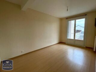  Appartement à louer 3 pièces 60 m²
