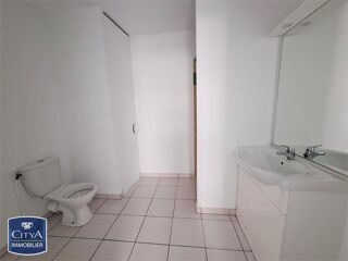  Appartement à louer 2 pièces 36 m²