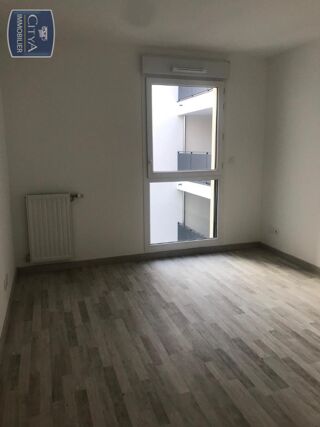  Appartement à louer 3 pièces 61 m²