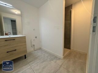  Appartement à louer 3 pièces 71 m²