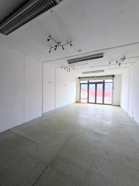   Location / Local Commercial - 45 m² 