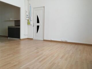  Appartement à louer 2 pièces 40 m²