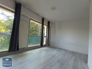  Appartement à louer 1 pièce 25 m²