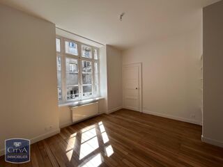  Appartement à louer 3 pièces 69 m²