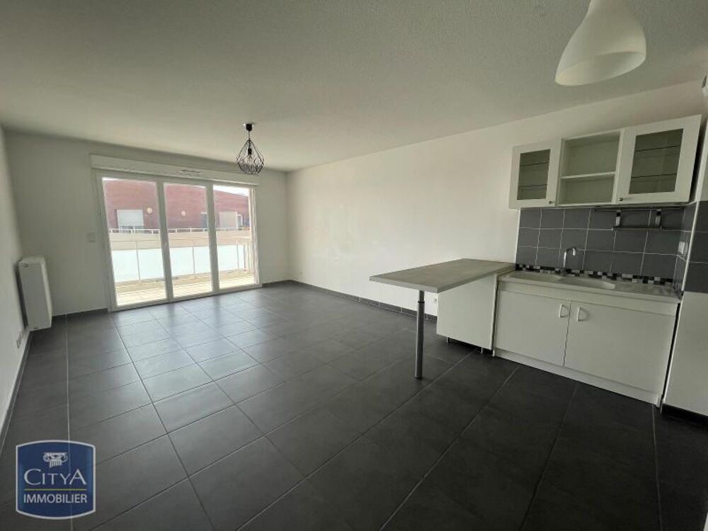 À LOUER - NIMES - APPARTEMENT 3 PIÈCES - 2 TERRASSES - R....