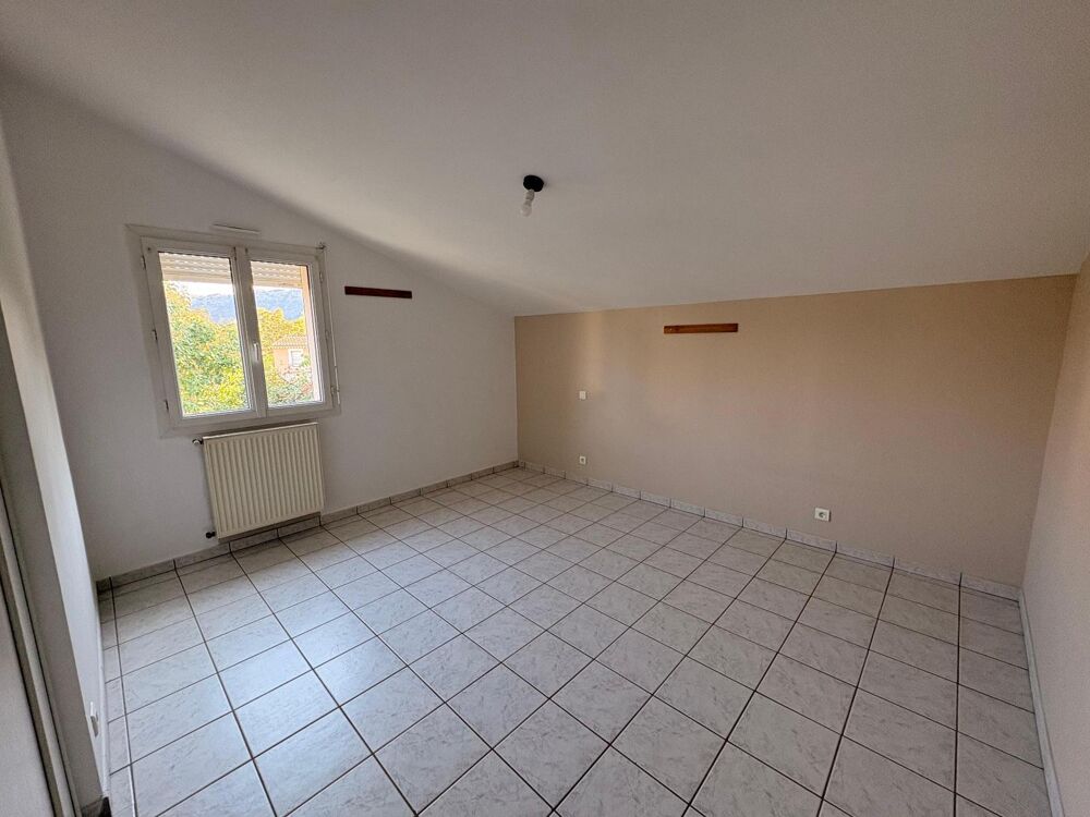 location Maison - 4 pièce(s) - 94 m² Saint-Didier-sous-Aubenas (07200)