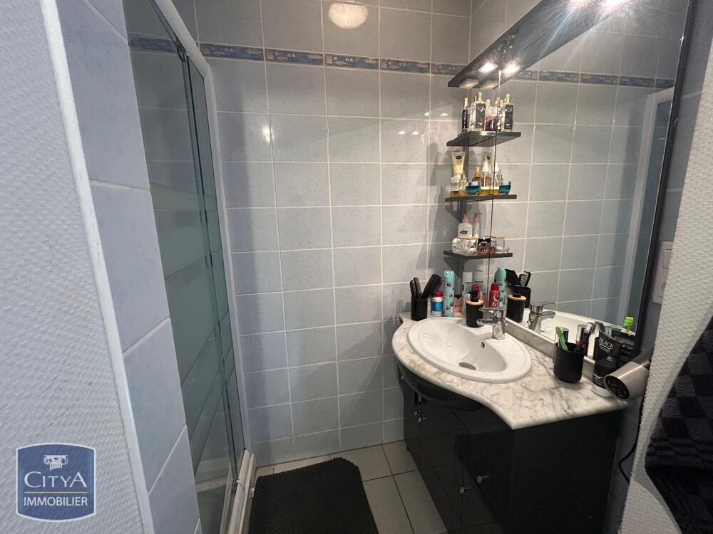 À LOUER : Appartement T2 à Forbach, situé dans un quarti....