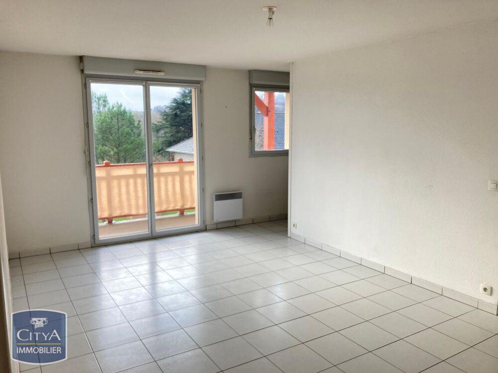 À LOUER : Appartement T3 situé à Orthez, dans le départe....