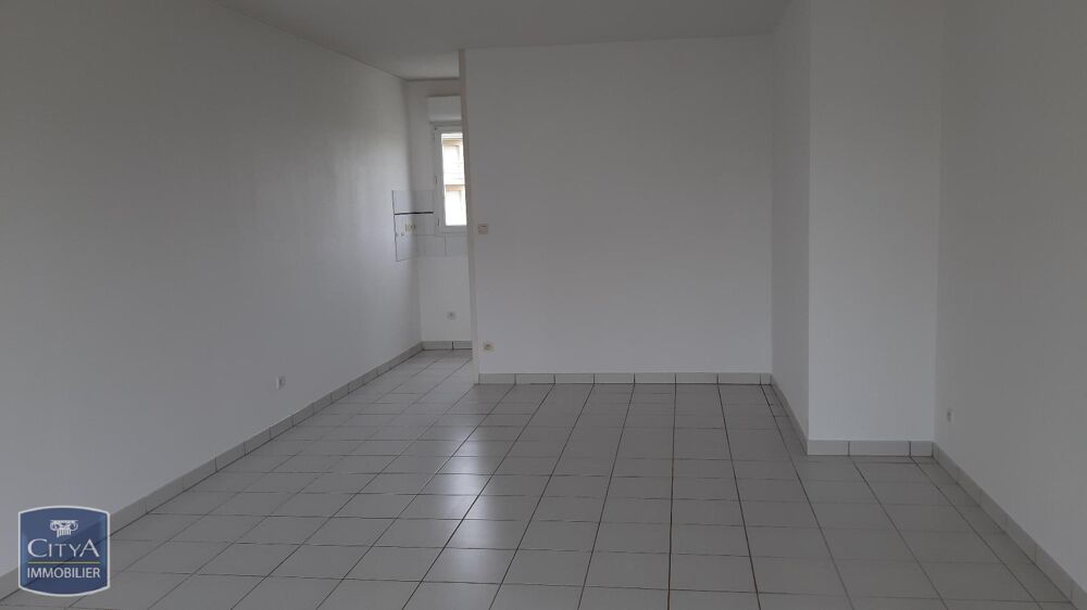 location Appartement - 2 pièce(s) - 51 m² Beaune Les Mines (87280)