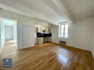  Appartement à louer 4 pièces 72 m²