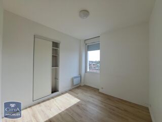  Appartement à louer 2 pièces 37 m²