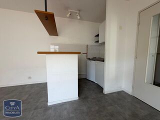  Appartement à louer 2 pièces 44 m²