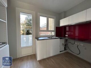  Appartement à louer 2 pièces 61 m²