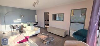 Appartement à louer 4 pièces 88 m²