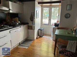  Appartement à louer 4 pièces 92 m²