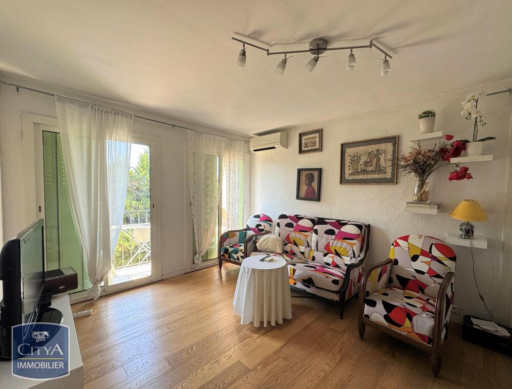 À LOUER CHAMBRE COLOCATION : Découvrez cet appartement T....