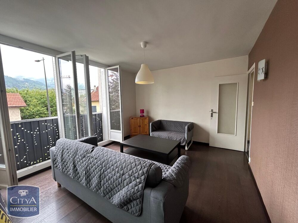location Appartement - 5 pi�ce(s) - 82 m� Saint-Martin-d'H�res (38400)