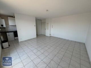  Appartement à louer 2 pièces 46 m²