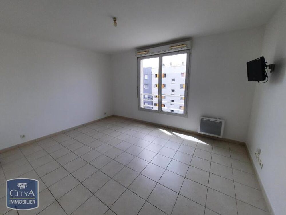 location Appartement - 1 pièce(s) - 25 m² Corbeil-Essonnes (91100)