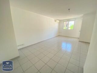  Appartement à louer 2 pièces 52 m²