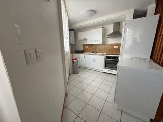  Appartement à louer 3 pièces 64 m²
