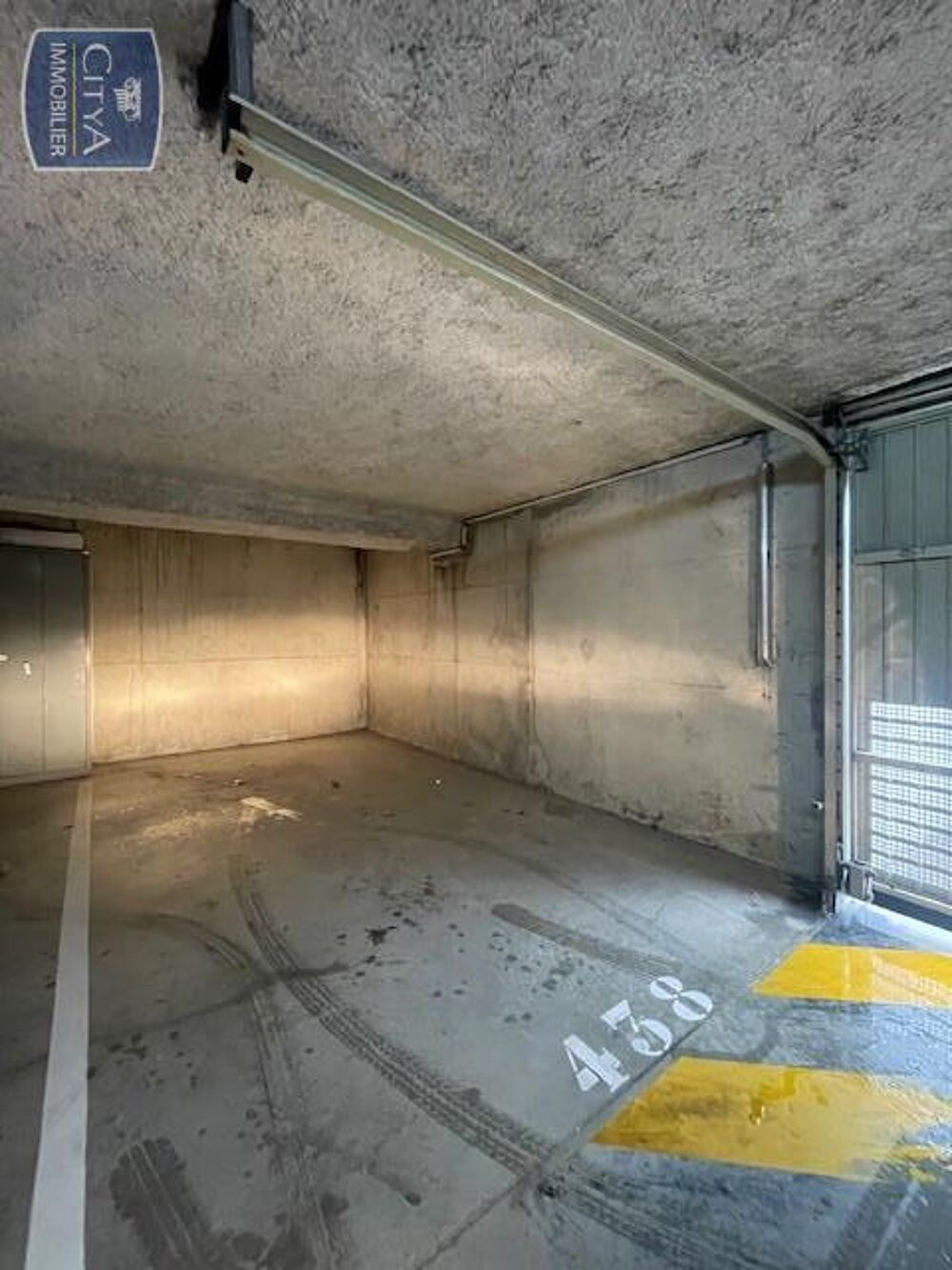 location Parking / Garage Coulaines (72190)