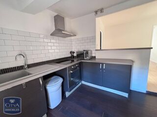  Appartement à louer 3 pièces 84 m²