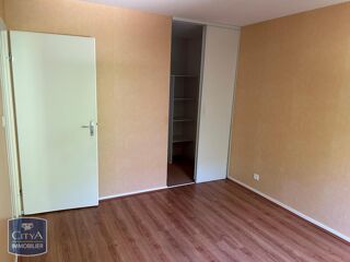  Appartement à louer 3 pièces 64 m²