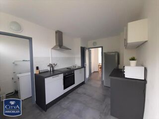  Appartement à louer 5 pièces 86 m²
