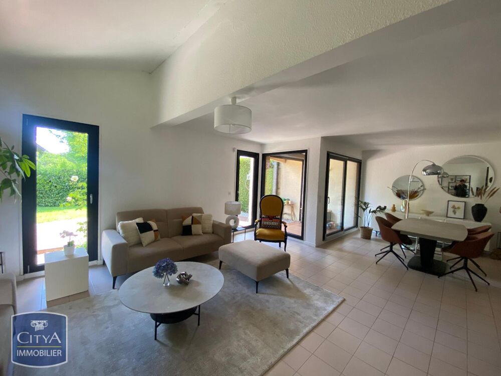 location Appartement - 4 pièce(s) - 125 m² Prévessin-Moëns (01280)