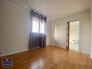  Appartement à louer 2 pièces 32 m²