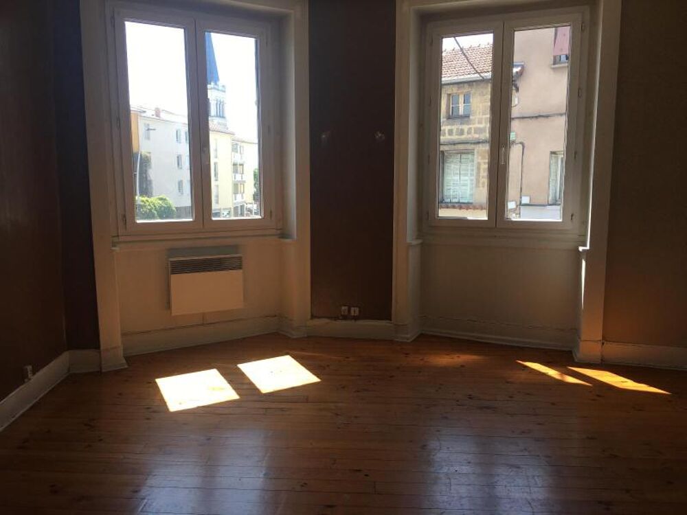 location Appartement - 3 pièce(s) - 93 m² L'Étrat (42580)