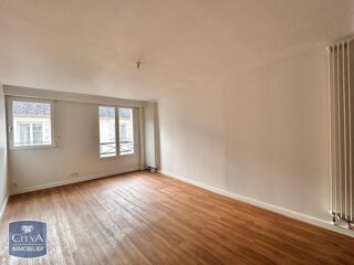  Appartement à louer 2 pièces 39 m²