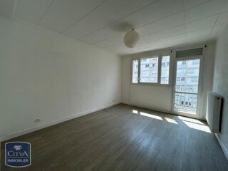  Appartement à louer 3 pièces 53 m²
