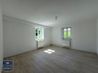  Appartement à louer 4 pièces 91 m²