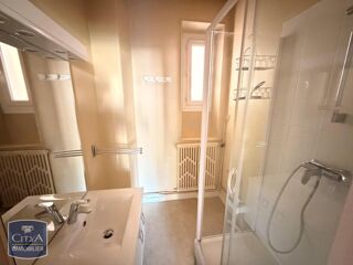  Appartement à louer 1 pièce 37 m²