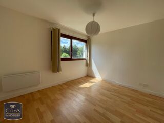  Appartement à louer 1 pièce 32 m²