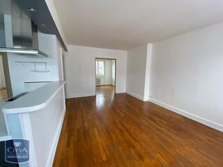  Appartement à louer 3 pièces 65 m²
