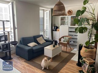  Appartement à louer 1 pièce 32 m²