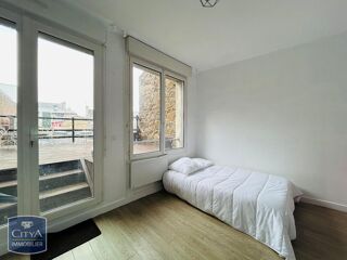  Appartement à louer 3 pièces 81 m²