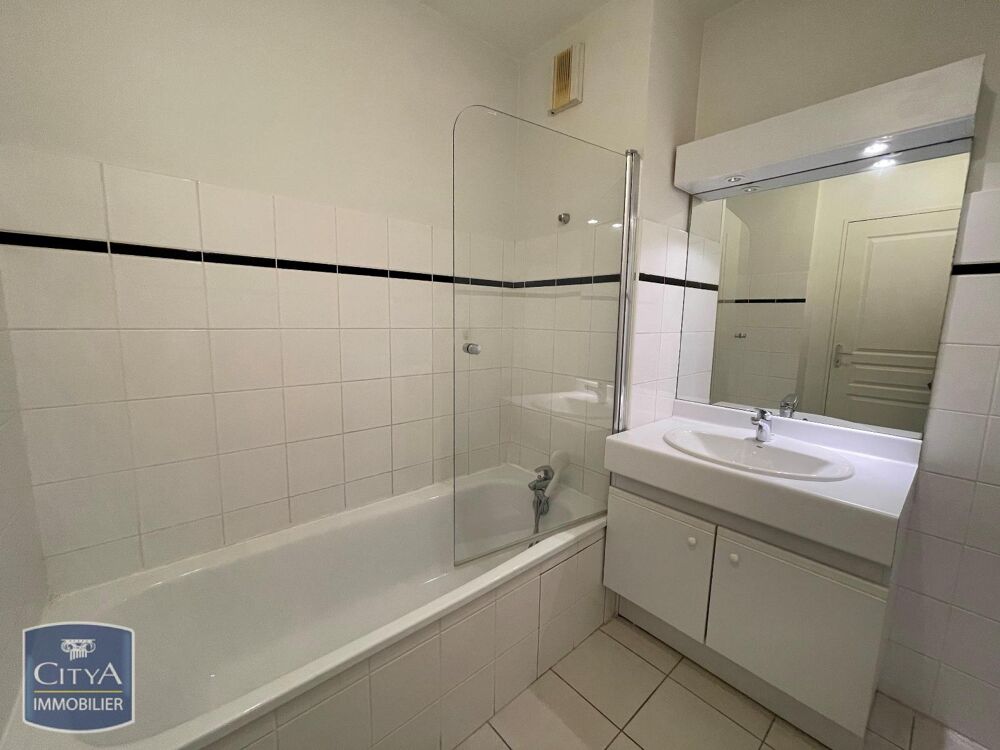 location Appartement - 2 pièce(s) - 48 m² Sainte-Foy-lès-Lyon (69110)