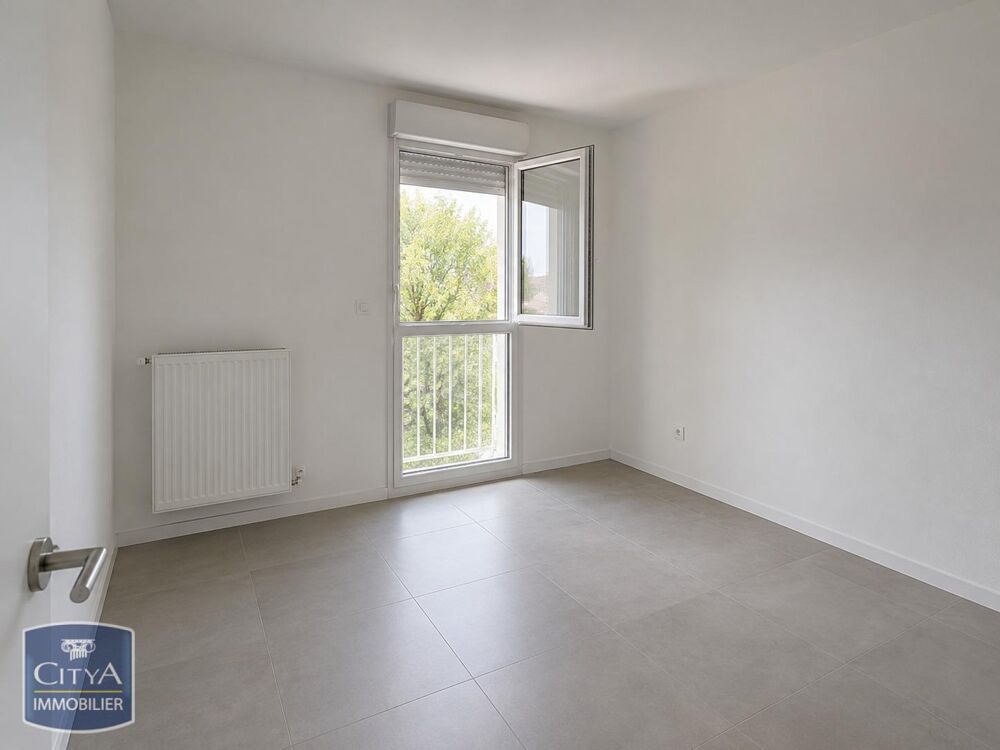 location Appartement - 3 pièce(s) - 64 m² Fos-sur-Mer (13270)