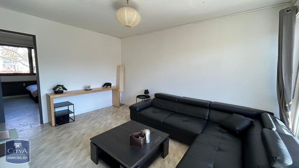 À LOUER - Appartement F3 meublé avec garage Idéalement s....