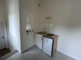  Appartement à louer 1 pièce 14 m²