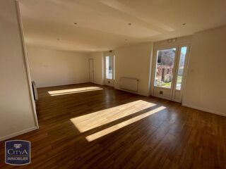  Appartement à louer 4 pièces 122 m²